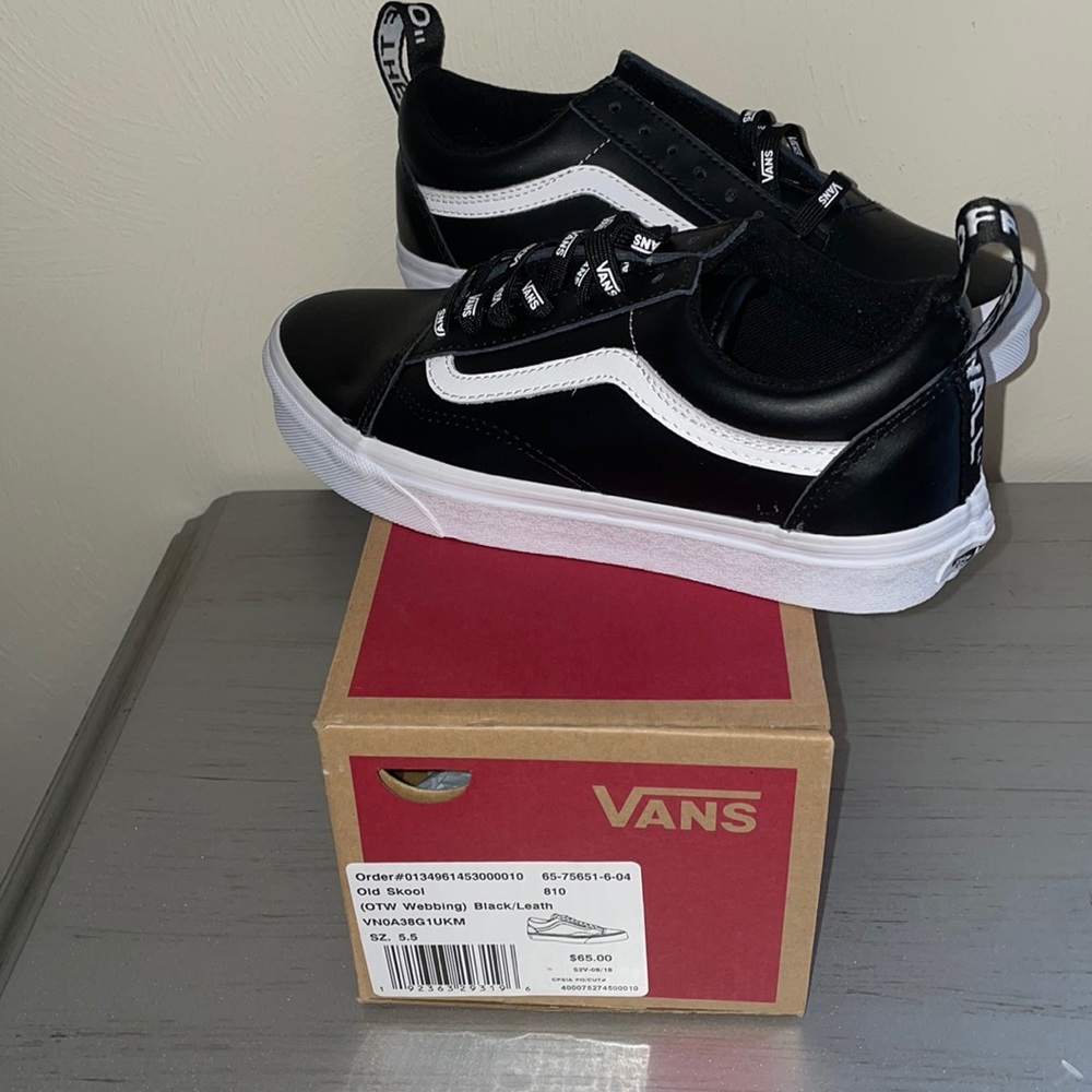 Black Leather Old Skool Vans